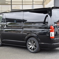 4817 令和3年式 ハイエース スーパーGL ダークプライムⅡ　2WD 2,000cc (ガソリン車) 5人乗車 1.3万kmのサムネイル