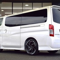 4556 キャラバン AUTECH 2WD 2,400cc (ディーゼル車) 5人乗車　のサムネイル