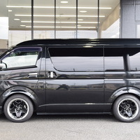 4751 令和元年式 ハイエース ワイドスーパーGL 50THアニバーサリー　2WD 2,800cc (ディーゼル車) 5人乗車 51,000kmのサムネイル
