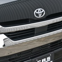 4684 令和3年式 ハイエース スーパーGL ダークプライム2　2WD 2,800cc (ディーゼル) 2/5人乗車 2.0万kmのサムネイル