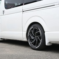 4875 平成30年式 ハイエース スーパーGL ダークプライム　2WD 2,800cc (ディーゼル) 2/5人乗車 4.5万kmのサムネイル