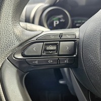 令和3年式　ヤリス　HYBRID　G　2WD　1500cc　5人乗り　2.6万kmのサムネイル