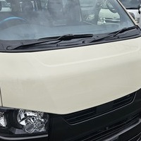 4790　令和4年式　ハイエース　DX　2WD　2800cc　ディーゼル車　5人乗り　6.6万kmのサムネイル