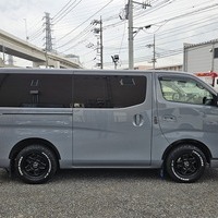 4840　令和4年式　キャラバン　GRANDプレミアムGX　2WD　2000cc　5人乗り　5.3万kmのサムネイル