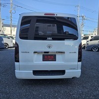4816　平成30年式　ハイエース　スーパーGL　ダークプライム　2WD　2000cc　ガソリン車　5人乗り　6.4万kmのサムネイル