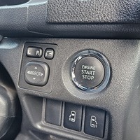 4835　平成29年式　ハイエース　ワイドバン　スーパーGL　ダークプライム　2WD　2700cc　ガソリン車　5人乗り　3.6万kmのサムネイル