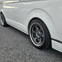 4835　平成29年式　ハイエース　ワイドバン　スーパーGL　ダークプライム　2WD　2700cc　ガソリン車　5人乗り　3.6万kmのサムネイル
