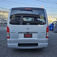 4934　令和5年式　ハイエース　スーパーGL　4WD　2800cc　ディーゼル車　5人乗り　1.0万kmのサムネイル