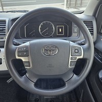 4934　令和5年式　ハイエース　スーパーGL　4WD　2800cc　ディーゼル車　5人乗り　1.0万kmのサムネイル