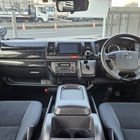 4785　令和2年式　ハイエース　スーパーGL　ダークプライムⅡ　2WD　2800cc　ディーゼル車　5人乗り　10.6万kmのサムネイル
