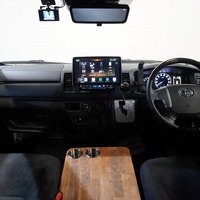 4965 令和3年式 トヨタ ハイエース DX 2WD 2,000cc (ガソリン車) 2/5人乗車 1.8万kmのサムネイル