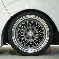 4965 令和3年式 トヨタ ハイエース DX 2WD 2,000cc (ガソリン車) 2/5人乗車 1.8万kmのサムネイル