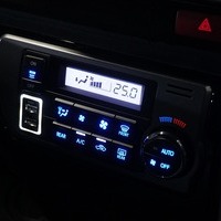 4680 平成29年式 ハイエース スーパーGL ダークプライム 2WD 2,000cc (ガソリン車)  2/5人乗車 3.0万kmのサムネイル