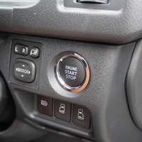 4719 令和6年式 ハイエース スーパーGL　2WD 2,800cc (ディーゼル) 2/5人乗車 35kmのサムネイル
