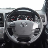 4876 令和2年式 ハイエース スーパーGL ダークプライムⅡ　2WD 2,800cc (ディーゼル) 2/5人乗車 3.3万kmのサムネイル
