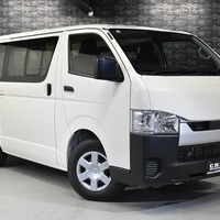 4803 令和6年式 ハイエース DX  2WD 2,800cc (ディーゼル車) 3/6人乗車　30kmのサムネイル