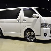 4910.令和1年式 ハイエース スーパーGL ダークプライムⅡ 2WD ガソリン車 走行4,6万キロ 検査1年付きのサムネイル