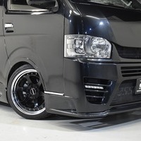 4680 平成29年式 ハイエース スーパーGL ダークプライム 2WD 2,000cc (ガソリン車)  2/5人乗車 3.0万kmのサムネイル