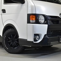 4898 平成28年式　ハイエース スーパーGL ダークプライム 2WD 2,000cc(ガソリン車) 2/5人乗車　7.2万kmのサムネイル