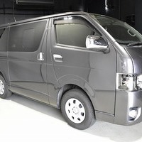4807.平成29年式 ハイエース スーパーGL ダークプライム 2WD 2,000cc ガソリン車 走行8.8万キロ 検査1年付きのサムネイル