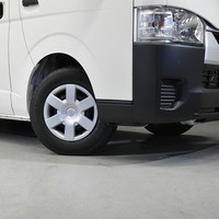 4803 令和6年式 ハイエース DX  2WD 2,800cc (ディーゼル車) 3/6人乗車　30kmのサムネイル