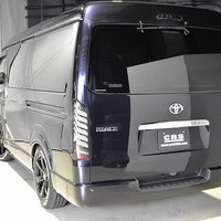 4929.令和3年式 ハイエース スーパーGL ダークプライムⅡ 2WD ガソリン車 走行1,2万キロ 検査1年付きのサムネイル