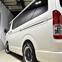 4943.令和6年式 ハイエース スーパーGL ダークプライムⅡ 2WD ディーゼル車 走行8キロ 車検令和8年9月のサムネイル