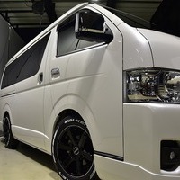 4869.令和5年式 ハイエース スーパーGL ダークプライムⅡ 2WD ガソリン車 走行2,4万キロ 検査1年付きのサムネイル