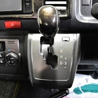 4807.平成29年式 ハイエース スーパーGL ダークプライム 2WD 2,000cc ガソリン車 走行8.8万キロ 検査1年付きのサムネイル