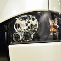 4837.平成30年式 ハイエース スーパーGL ダークプライム 2WD 2,800㏄ ディーゼル車 走行8.7万キロ 検査1年付きのサムネイル