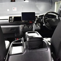 4869.令和5年式 ハイエース スーパーGL ダークプライムⅡ 2WD ガソリン車 走行2,4万キロ 検査1年付きのサムネイル