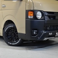 4804 令和6年式 ハイエース スーパーGL 2WD 2,800cc (ディーゼル車) 2/5人乗車 40kmのサムネイル