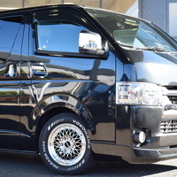 4868 令和2年式 ハイエース スーパーGL ダークプライムⅡ　2WD 2,000cc (ガソリン車) 5人乗車 3.6万kmのサムネイル