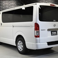 4799 令和6年式 ハイエース スーパーGL ダークプライムⅡ 2WD 2,000cc (ガソリン車)  2/5人乗車 65kmのサムネイル