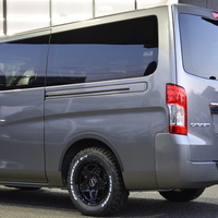 4808 キャラバン オリジナルPKG　GRANDプレミアムGX 2WD 2,400cc (ディーゼル車) 5人乗車　のサムネイル