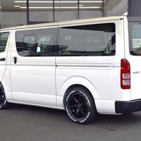 4800 令和6年式 ハイエース DX コントラPKG　2WD 2,800cc (ディーゼル車) 3/6人乗車　50kmのサムネイル