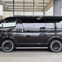 4900　令和4年式　ハイエース　スーパーGL　ダークプライムⅡ　2WD　2800cc　ディーゼル車　5人乗り　3.5万kmのサムネイル