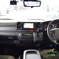 4900　令和4年式　ハイエース　スーパーGL　ダークプライムⅡ　2WD　2800cc　ディーゼル車　5人乗り　3.5万kmのサムネイル