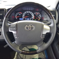 4859 平成30年式 レジアスエース スーパーGL ダークプライム 2WD 2,800cc (ディーゼル車) 5人乗車 7.0万kmのサムネイル