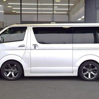 4775 令和4年式 ハイエース スーパーGL ダークプライムⅡ 2WD 2,800cc (ディーゼル車) 2/5人乗車 1.7万kmのサムネイル