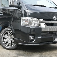 4864 令和4年式 ハイエース スーパーGL ダークプライム2　2WD 2,800cc (ディーゼル) 2/5人乗車 2.7万kmのサムネイル