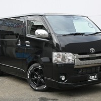 4876 令和2年式 ハイエース スーパーGL ダークプライムⅡ　2WD 2,800cc (ディーゼル) 2/5人乗車 3.3万kmのサムネイル