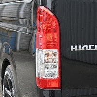 4876 令和2年式 ハイエース スーパーGL ダークプライムⅡ　2WD 2,800cc (ディーゼル) 2/5人乗車 3.3万kmのサムネイル