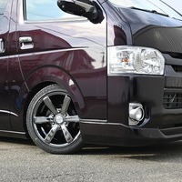 4852 平成27年式 ハイエース スーパーGL  2WD 2,000cc (ガソリン) 2/5人乗車 4.7万kmのサムネイル