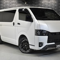 4874 令和5年式 ハイエース スーパーGL ダークプライムⅡ 2WD 2,800cc (ディーゼル車) 5人乗車 1.2万kmのサムネイル