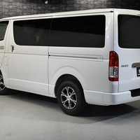 4944 令和6年式 ハイエース スーパーGL ダークプライムⅡ 2WD 2,800cc (ディーゼル車) 2/5人乗車 20kmのサムネイル