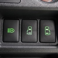 4949 令和6年式 ハイエース スーパーGL  2WD 2,800cc(ディーゼル車) 2/5人乗車 40kmのサムネイル