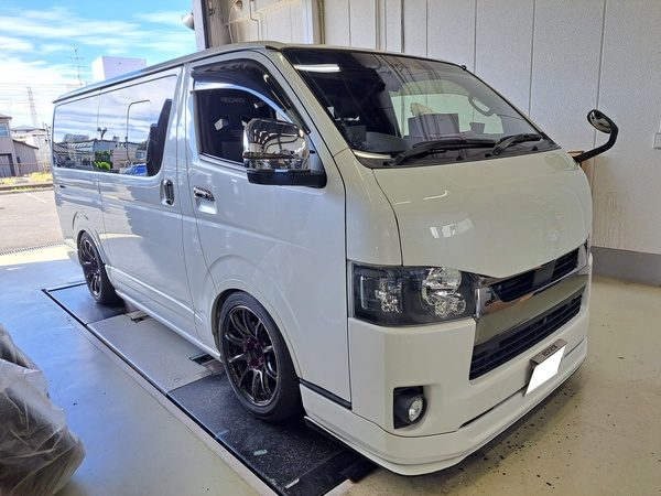 千葉　ハイエースカスタム　新型ハイエースでもおしゃれは大事！～エアロパーツと施工事例ご紹介～