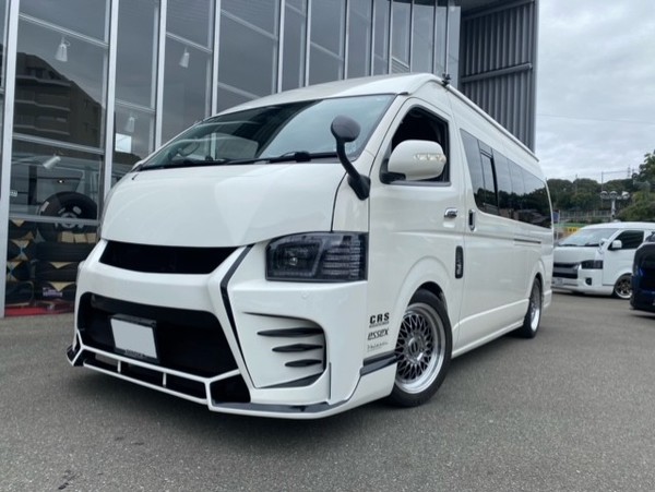 CRS福岡　ハイエース　13年の時を経てフェイスチェンジ！　スパロンオーナーH様の車両紹介！