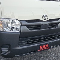 4948　令和6年式　ハイエース　DX　2WD　2000cc　ガソリン車　6人乗り　80kmのサムネイル